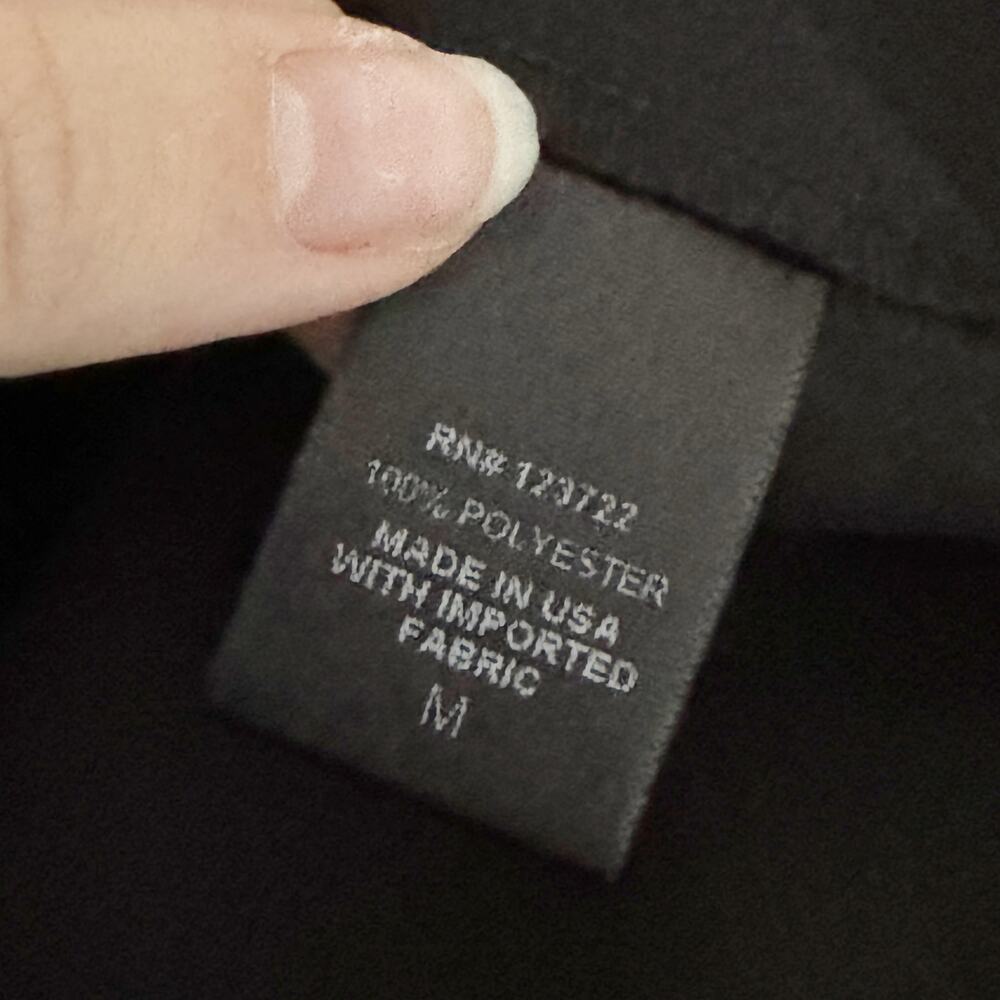 XIRENA Farrah Poplin Split Neck Top Shimmer Black Medium M - Picture 8 of 8